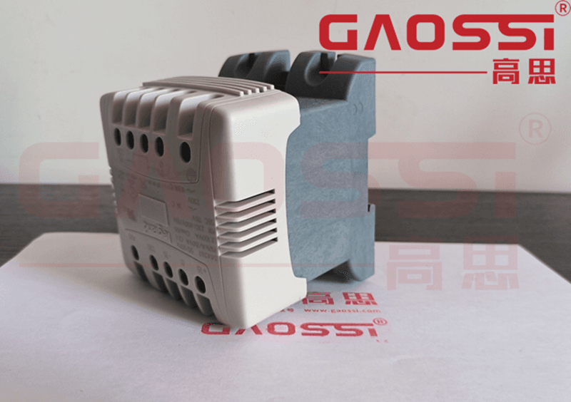 【开箱视频】：Legrand 罗格朗 单相隔离变压器 044263,100VA — 原装进口